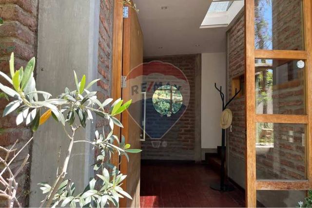 Linda casa en comunidad castillo velasco