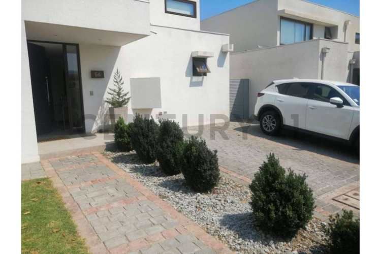 CASA EN VENTA, 5D, CHICUREO