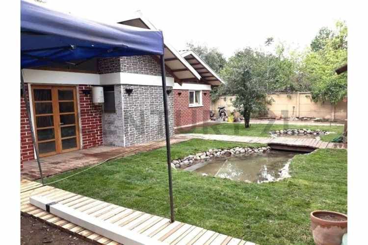 Casa  en Venta 3Dormitorios , La Reina