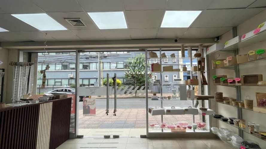 LOCAL COMERCIAL Edificio Newen