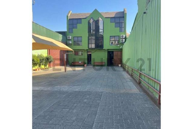 VENTA LOCAL COMERCIAL CON OFICINAS Y BODEGA, STGO