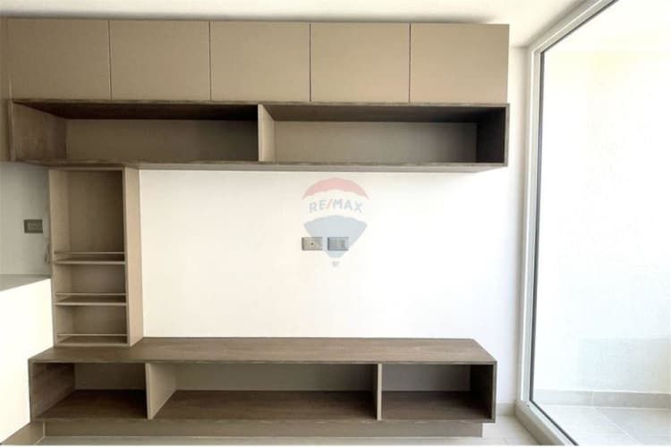 Frente al metro ñuñoa edificio imagina