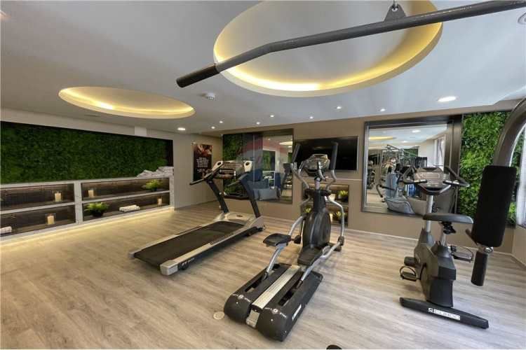 Frente al metro ñuñoa edificio imagina