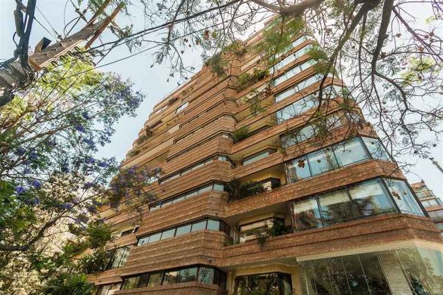 DEPARTAMENTO Club de Golf / Paul Claudel