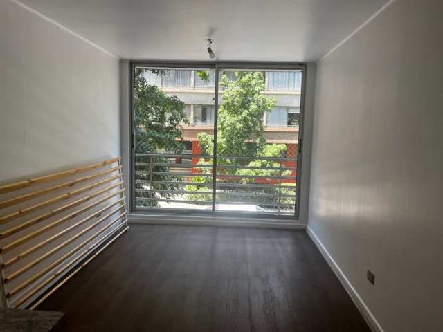 Vendemos departamento a 10 minutos Metro Parque Almagro