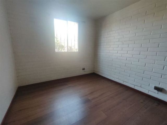 DEPARTAMENTO Metro Pajaritos - calle Santa Marta.