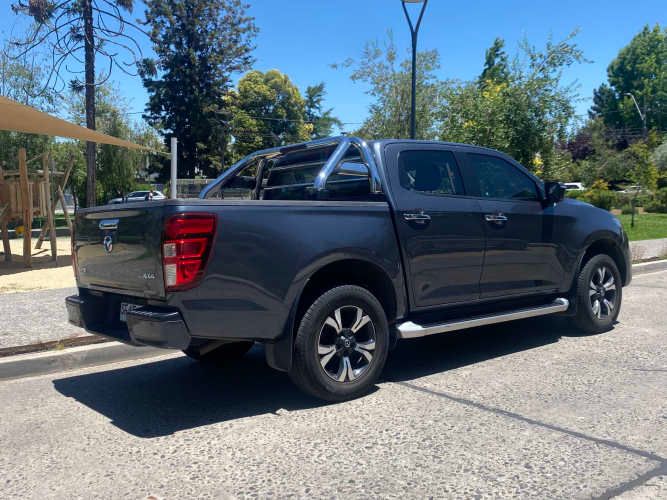 Mazda bt 50 2022 automática
