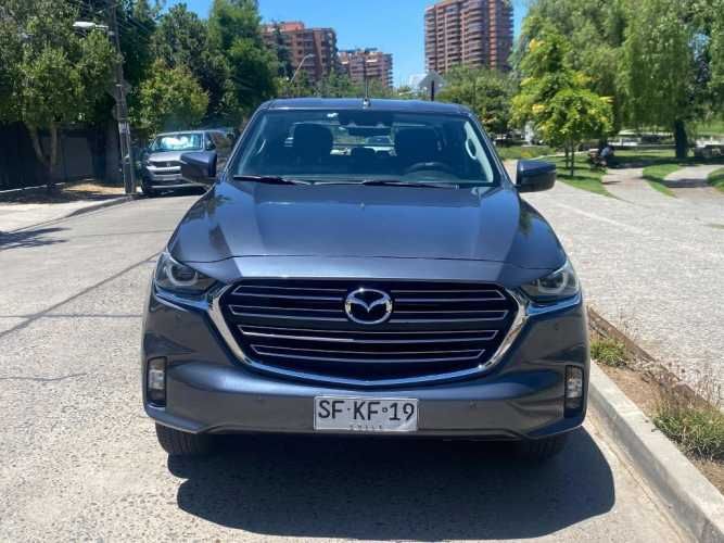 Mazda bt 50 2022 automática