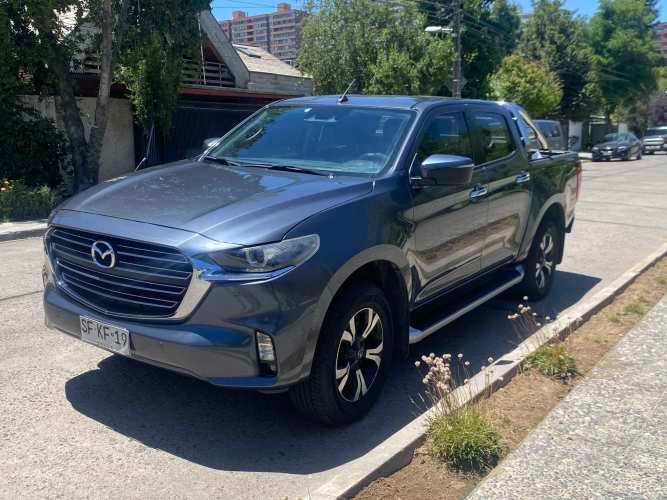 Mazda bt 50 2022 automática