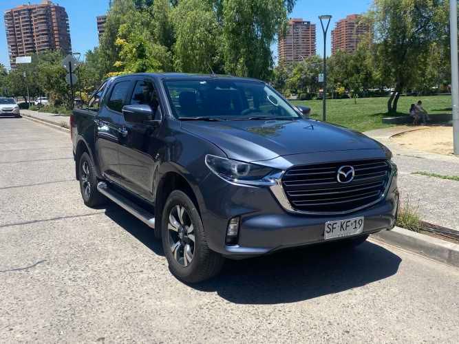 Mazda bt 50 2022 automática