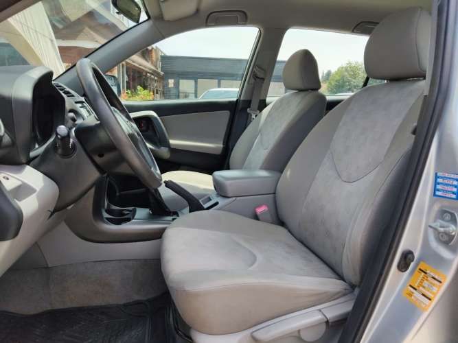 TOYOTA RAV4 año 2012 motor 2.4 Bencinero