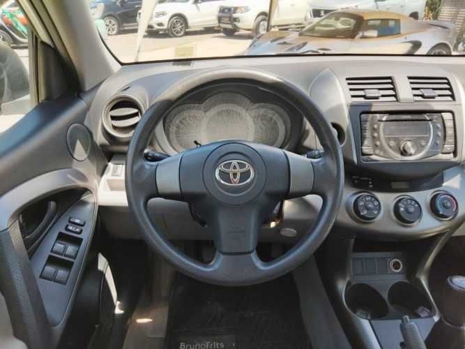 TOYOTA RAV4 año 2012 motor 2.4 Bencinero