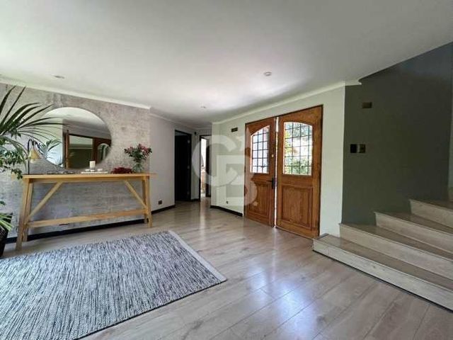 Maravillosa casa amoblada- Jardín La Dehesa