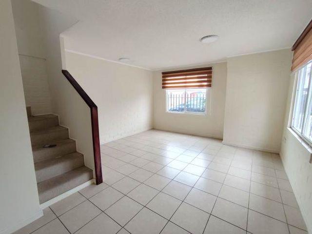 SE ARRIENDA CASA AÑO CORRIDO EN COQUIMBO