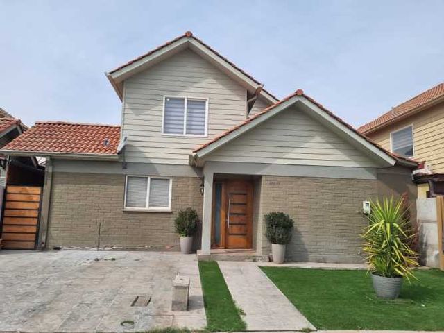 Casa En Venta Avenida La Hacienda, Larapinta