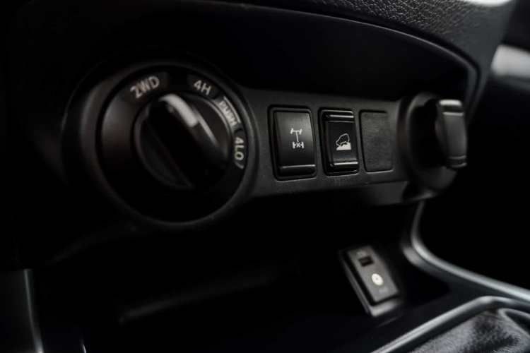 NISSAN NAVARA SE DCAB 4X4 MT 2.3. 2022.