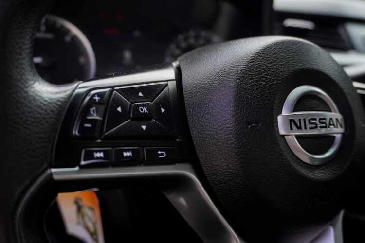 NISSAN NAVARA SE DCAB 4X4 MT 2.3. 2022.