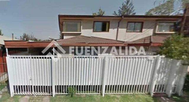 CASA Perú / Enrique Olivares / Vicuña Mackenna Oriente