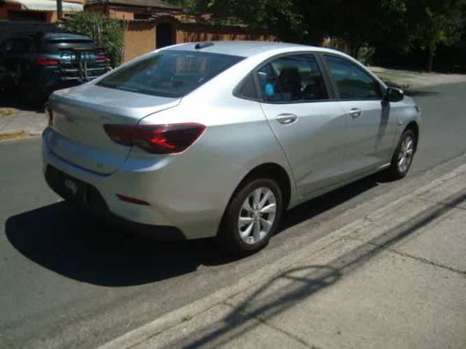 CHEVROLET ONIX 1.0T AÑO 2020 FULL EQUIPO