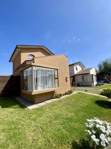 CASA EN CONDOMINIO A PASOS DE JUMBO ULRIKSEN