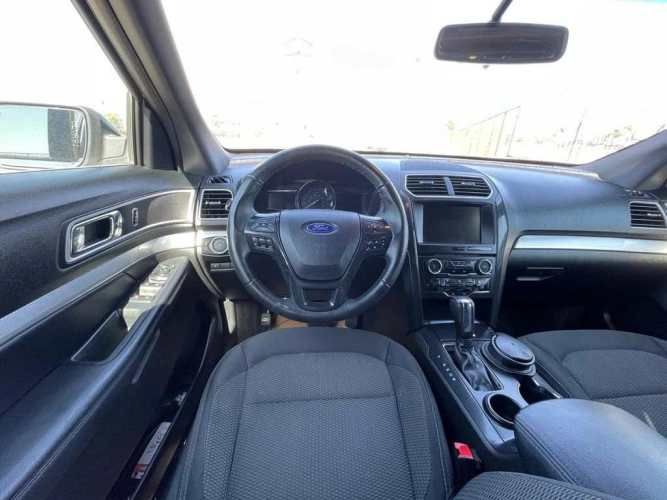 FORD EXPLORER 2017