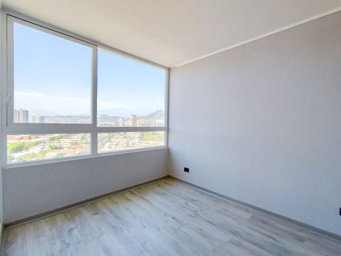 Av. Fermín Vivaceta  [2465-1]