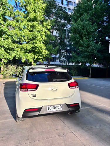 Kia Rio 5 1.4 Auto EX Full 2024