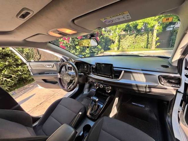 Kia Rio 5 1.4 Auto EX Full 2024