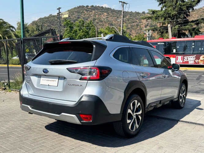 SUBARU OUTBACK 2.5 CVT AWD 2022