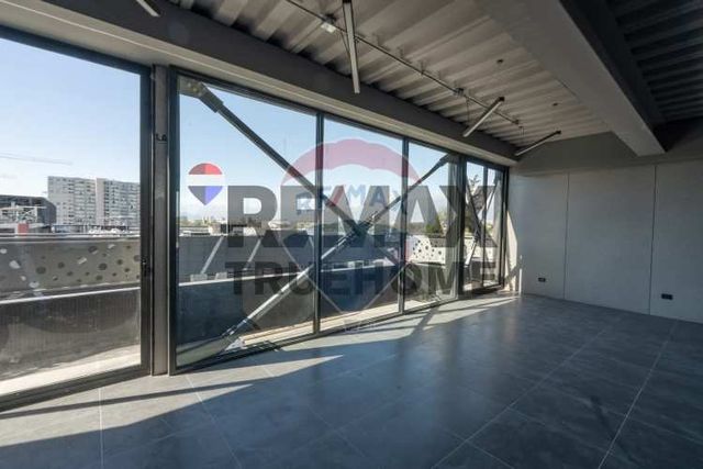 Nuevo edificio frente a intermodal la cisterna