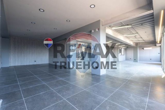 Nuevo edificio frente a intermodal la cisterna