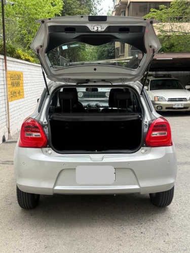 Vendo Suzuki Swift, por viaje, impecable, año 2022