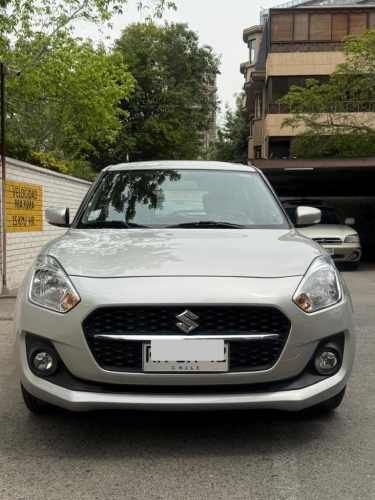 Vendo Suzuki Swift, por viaje, impecable, año 2022
