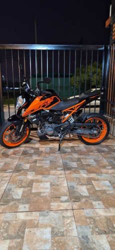 KTM DUKE 200