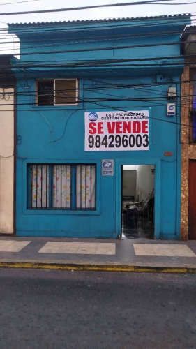 Vendo Casa Pleno Centro de Iquique,  Ideal para Negocio y habitacional,  3dormitorios 2baños