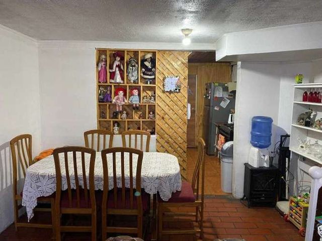 Se vende casa a pasos de avenida (136800)