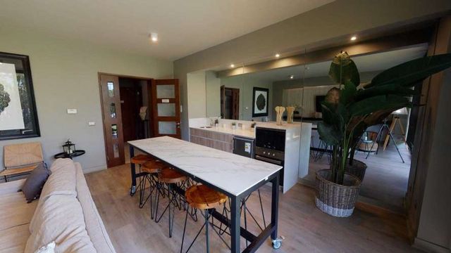 VIVE EN UN ALMAGRO CASI NUEVO EN ÑUÑOA   (136944)