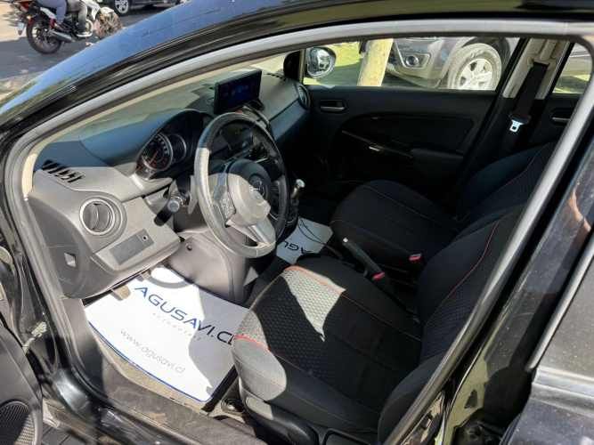 MAZDA 2 V 1.5 SPORT MT 2015