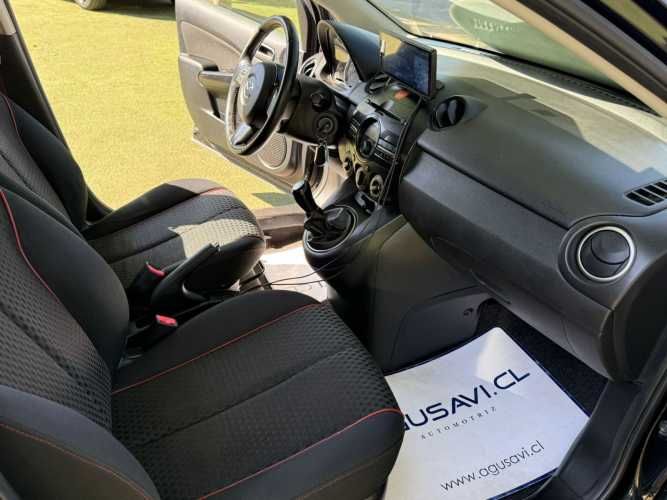 MAZDA 2 V 1.5 SPORT MT 2015