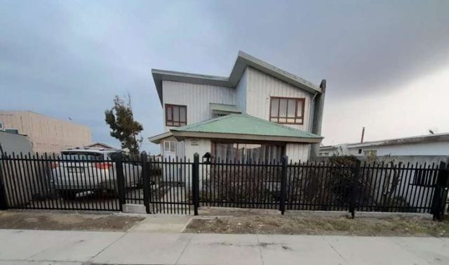 Casa en Barranco Amarillo con quincho y gran patio