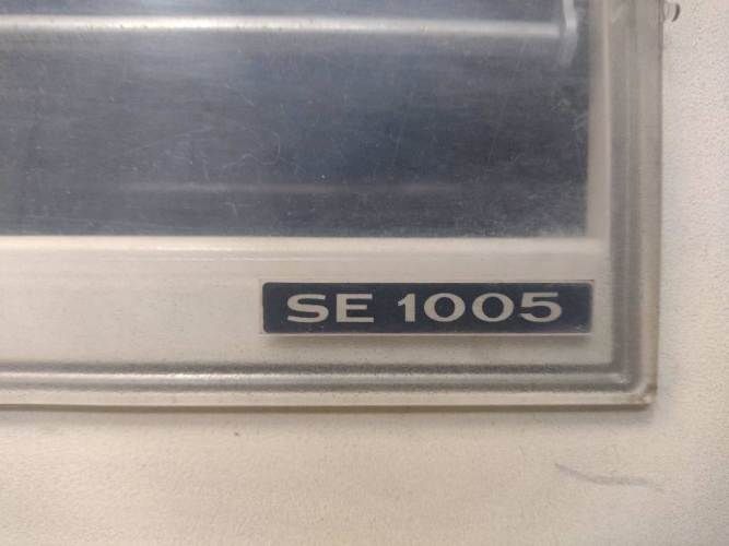 Máquina de escribir eléctrica ADLER