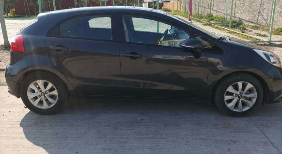 Kia rio 5 full equipo