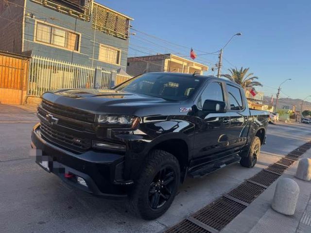 Chevrolet silverado trail boss  AÑO 2019 amercana