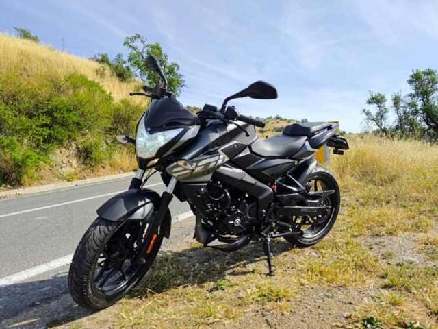 MOTO PULSAR 200 NS FI ABS