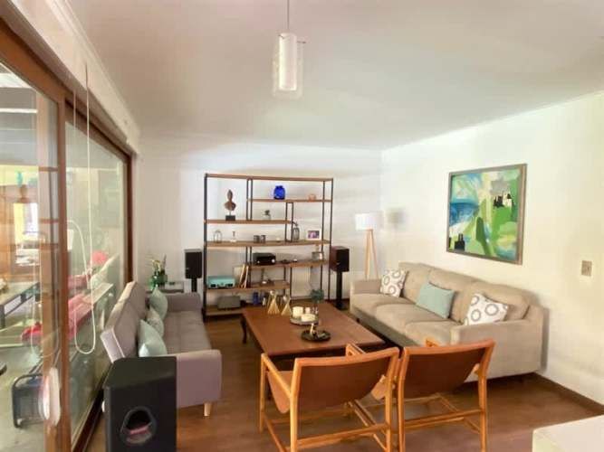 CASA LAGUNA PIEDRA ROJA