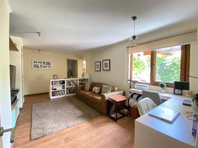 CASA LAGUNA PIEDRA ROJA