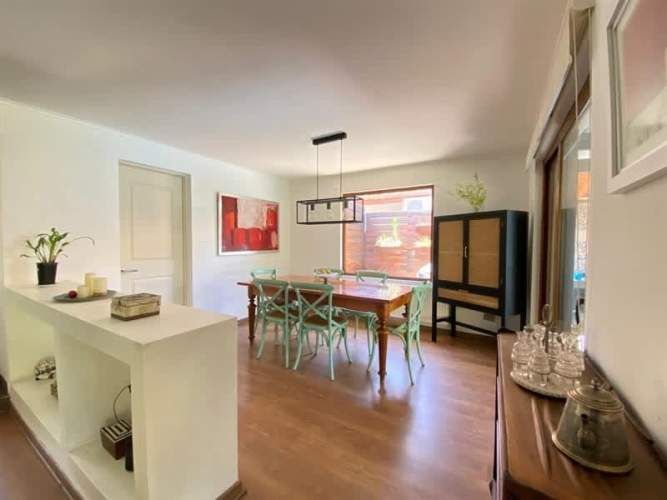 CASA LAGUNA PIEDRA ROJA