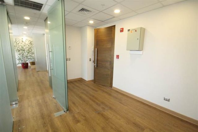 OFICINA Kennedy Lateral // Las Tranqueras // Fernando de Arguello