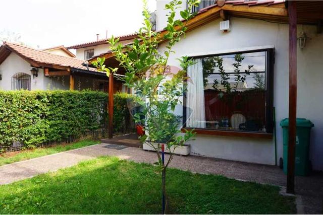 Casa de 118 mts2 úti./168 mts2 total. los plátanos