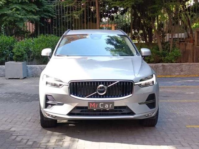 VOLVO XC60 2023